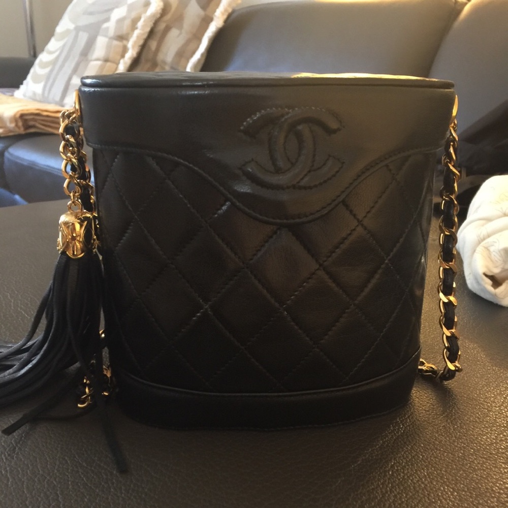 Vintage Chanel 1!